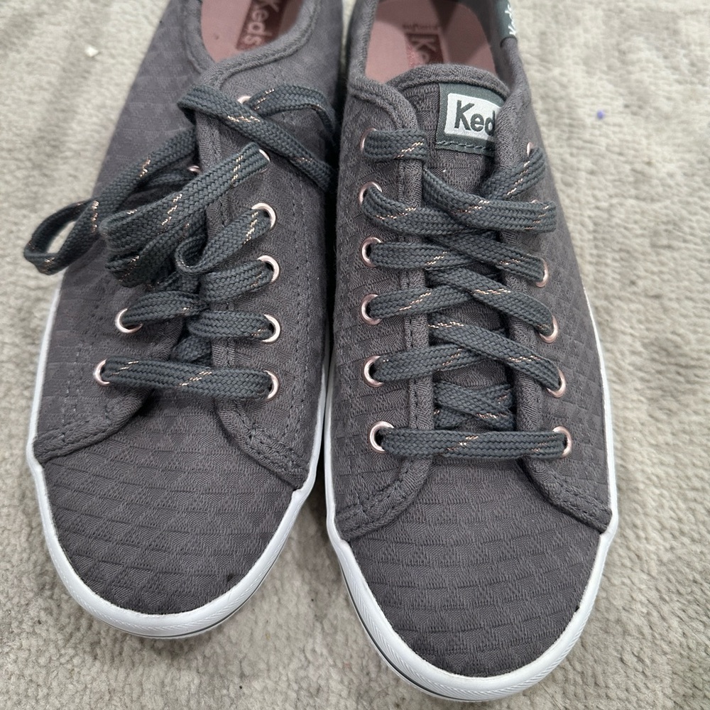 Ked’s Kickstart Jersey lace-up sneaker, Dark Grey NWT size 9.5
